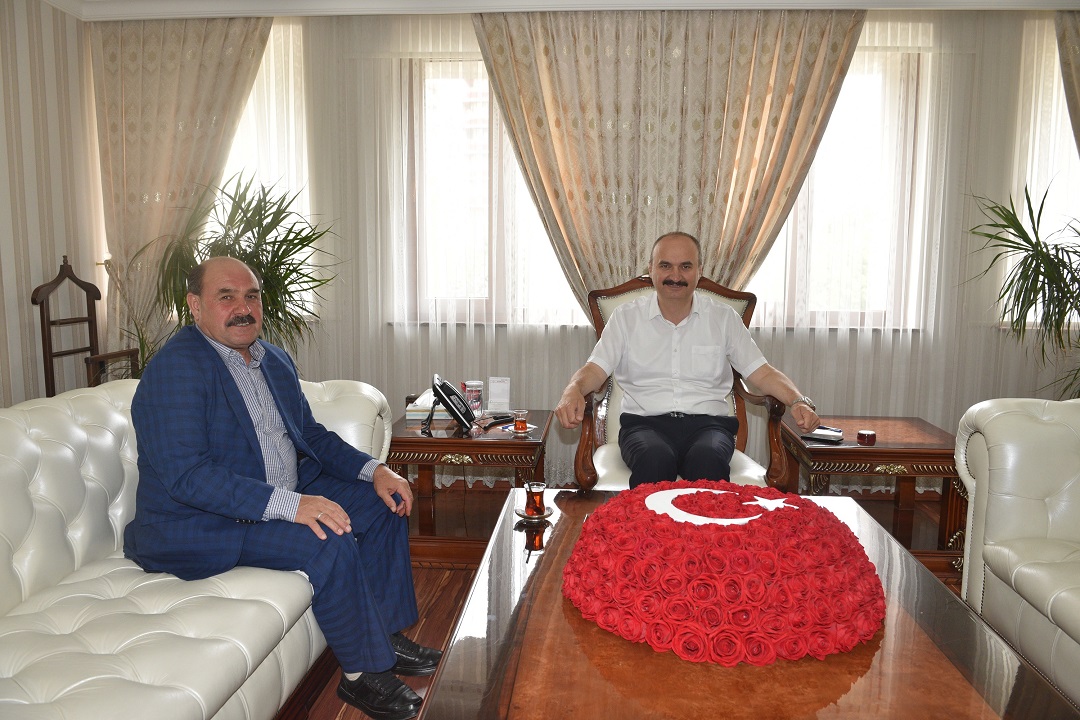 Valimiz, Valilik Eski Çalışanını Makamında Ağırladı