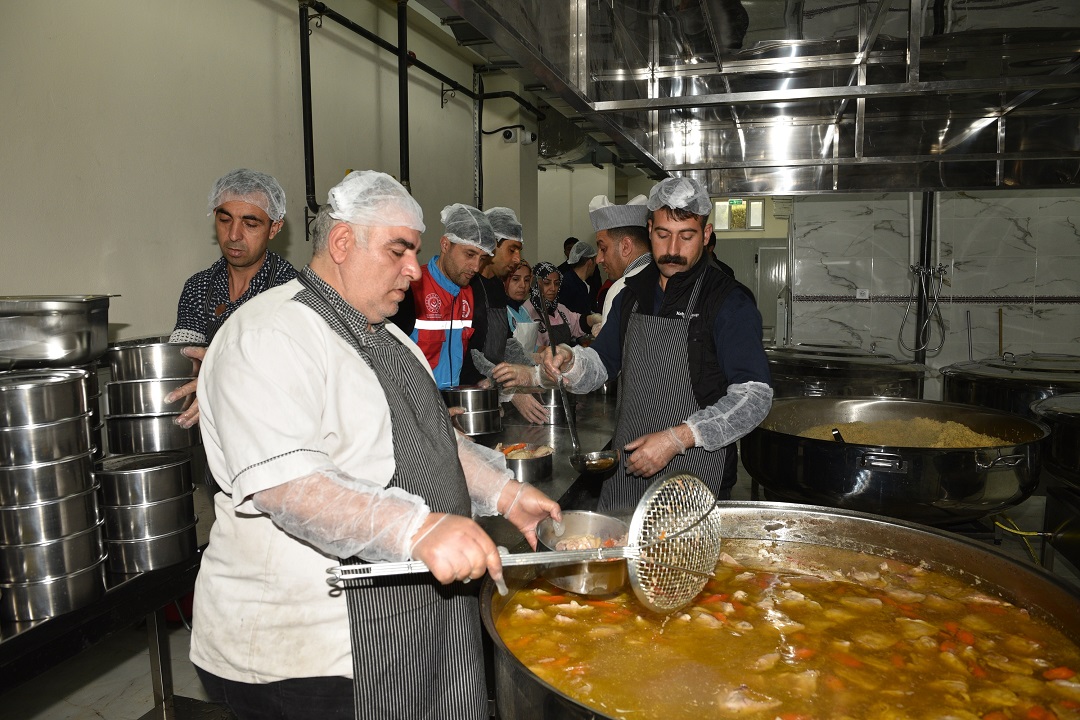 İlimiz Merkez ve İlçelerimizde Aşevleri Vatandaşlarımızın Hizmetine Açıldı